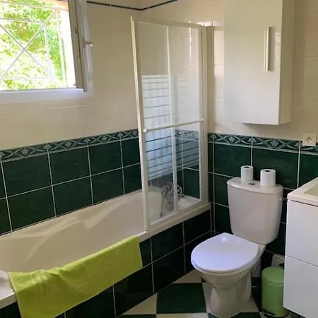 بيت للعطل Maison Piscine سان جون ديلاك